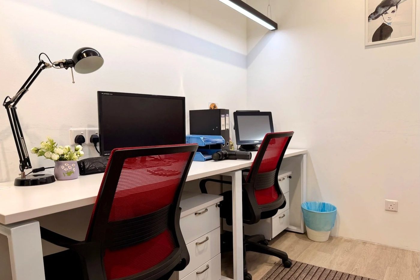 Private office for rent at Sandbox Space Bandar Sunway with glass front